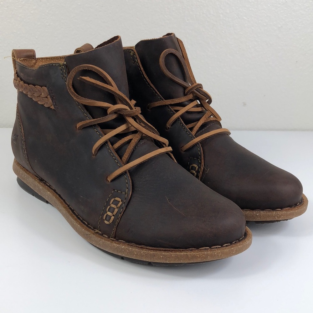 BORN Temple II Boots Women’s Brown Leather Lace Up Ankle Boots NWOB Size 10